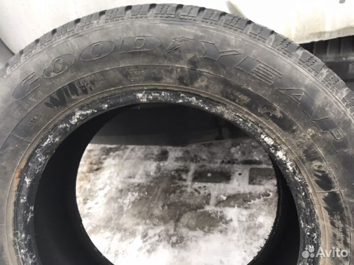 Goodyear UltraGrip Performance 225/60 R16  1шт