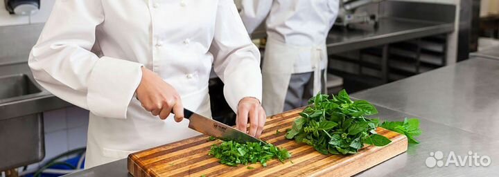 Повар холодного цеха в отель Lahta Plaza 4*