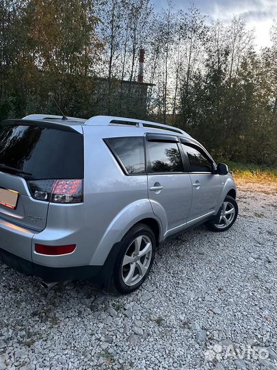 Mitsubishi Outlander 2.4 МТ, 2008, 246 000 км