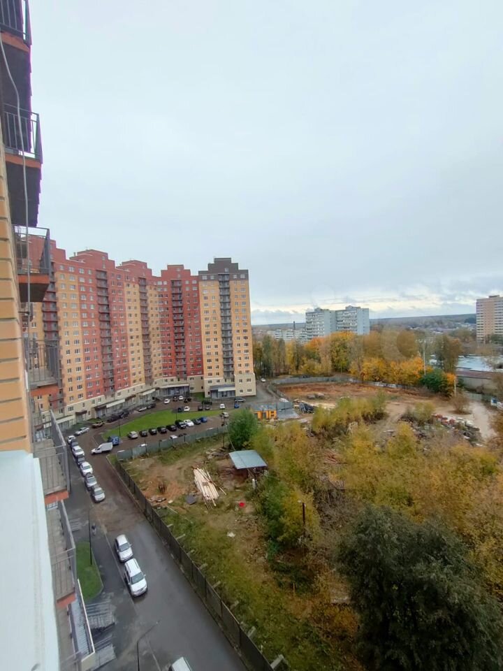 2-к. квартира, 68 м², 10/17 эт.