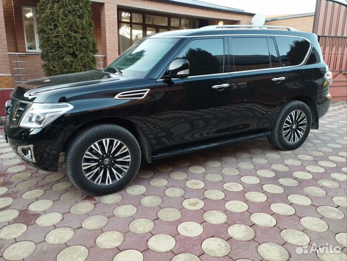 Nissan Patrol 5.6 AT, 2011, 225 000 км