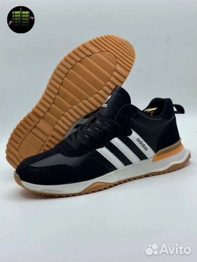 Кроссовки Adidas