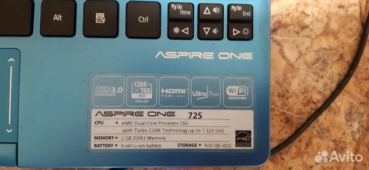 Нетбук asus aspire ONE 725