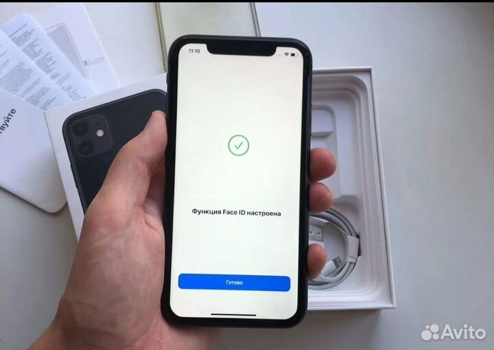 iPhone 11, 64 ГБ