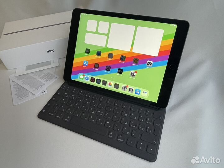 iPad 7 Gen 10.2 + Smart Keyboard