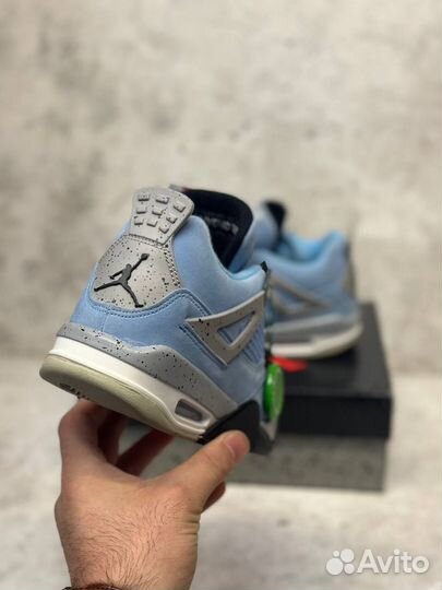 Кроссовки Nike Air Jordan 4