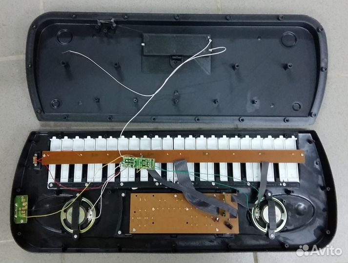 Синтезатор SD981-A