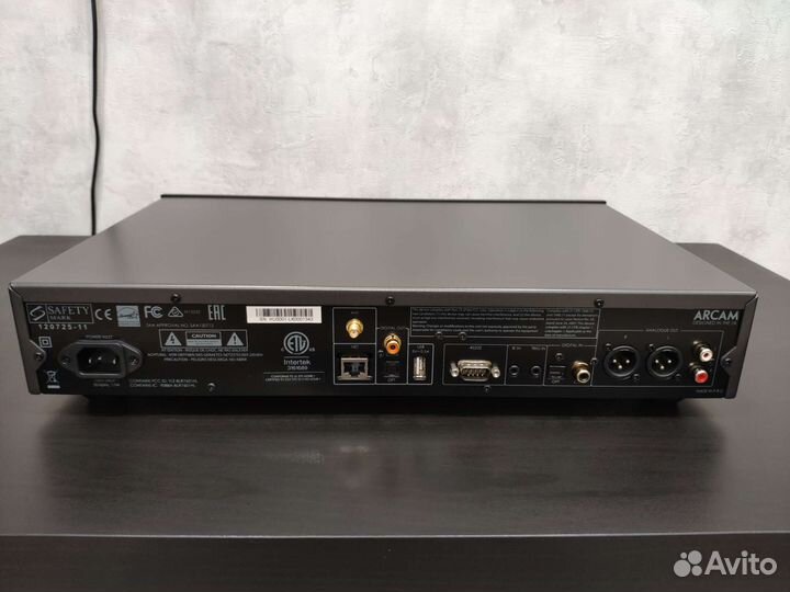 Cd проигрыватель Arcam HDA CDS50