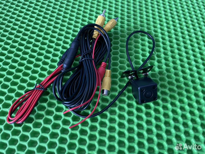 Камера заднего вида с инфракрасной подсветкой