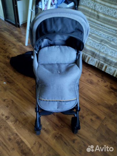 Прогулочная коляска трость peg perego si