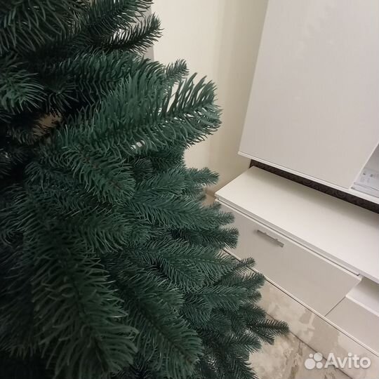 Елка искусственная литая Таёжная(люкс)