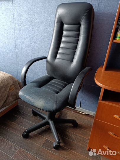 Компьютерный стол + стул Б/У