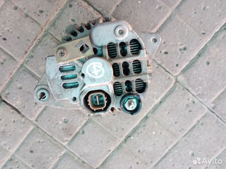 Двигатель Honda Fit GD1/1,3L в разбор