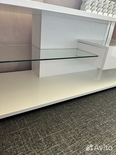 Тумба под тв