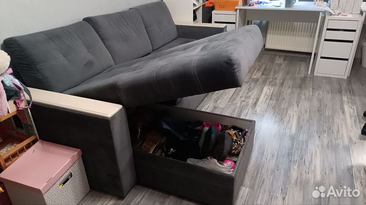 Угловой диван бу