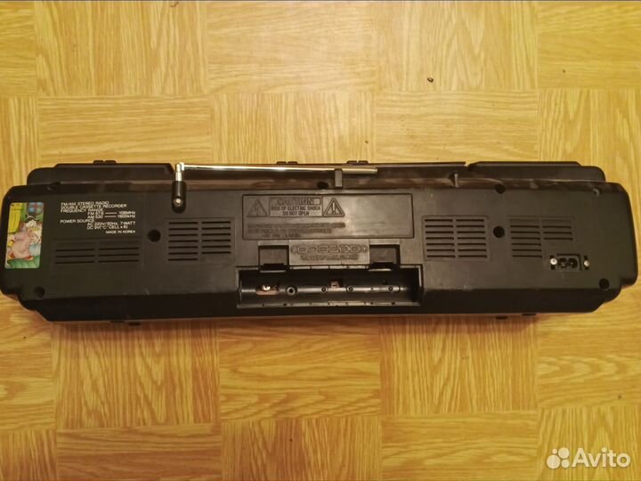 Касетная магнитола