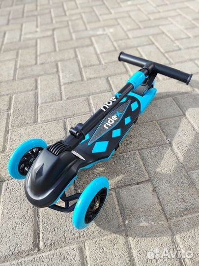 Самокат 3-х колесный