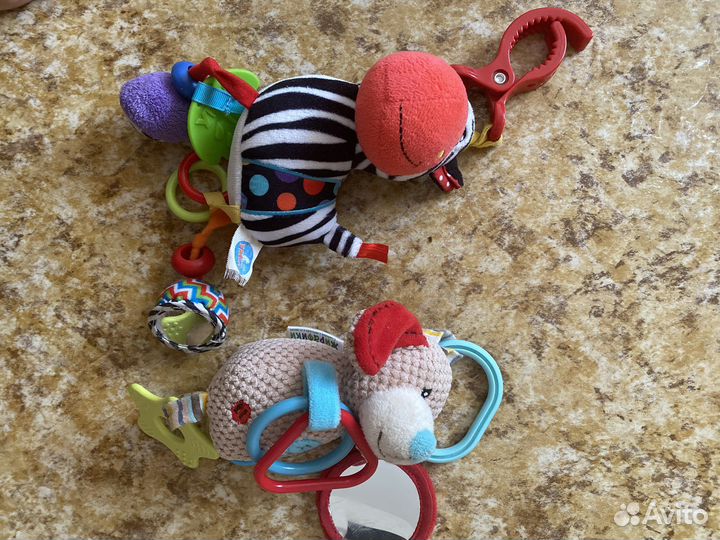 Развивающие игрушки для малышей