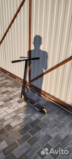 Трюковой самокат