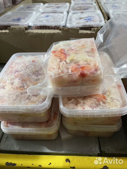 Салатное мясо Камчатского краба 500г
