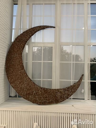 Скульптура для фотосессии Месяц светящийся