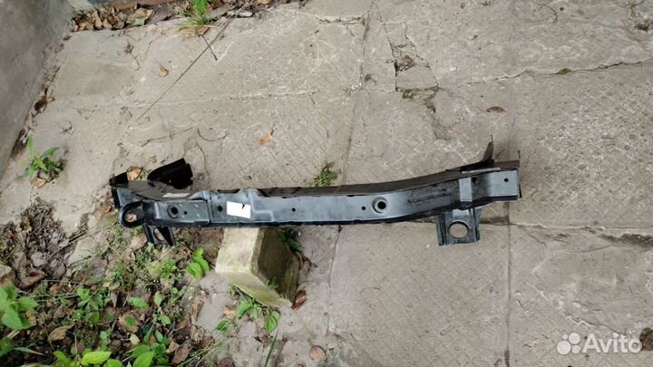 Панель передняя, нижняя Mitsubishi Outlander II