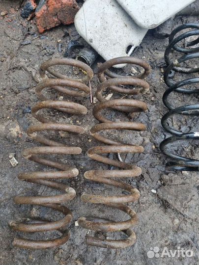 Пружины suzuki vitara sidekick