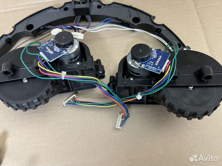 Запчасти робота пылесоса Midea vcr 22bw