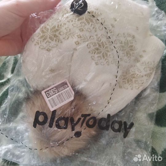 Шапка для девочки новая