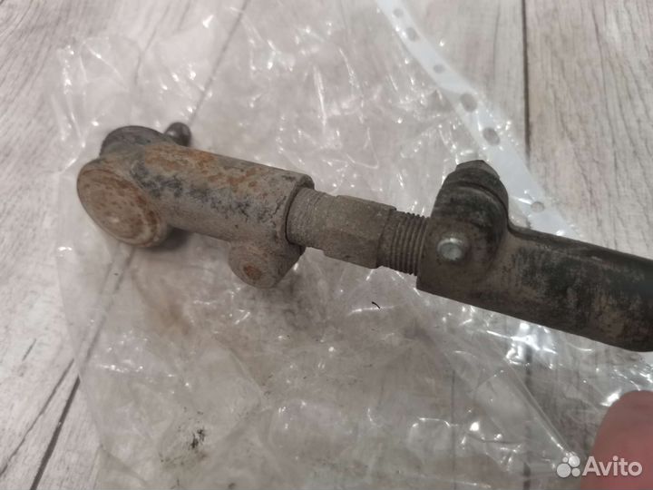 Рулевая тяга левая гранта