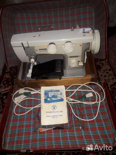 Машинка швейная Подольск 142