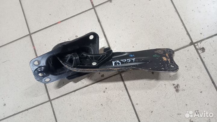 Рычаг задней подвески правый Октавия А5 Рестайлинг