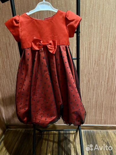 Платье нарядное для девочки