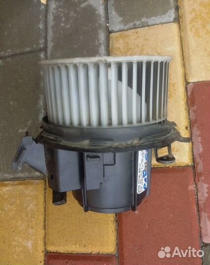 Мотор печки мерседес GLK 204