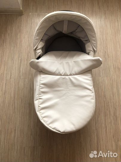 Коляска Junana Enzo Go go 2 в 1