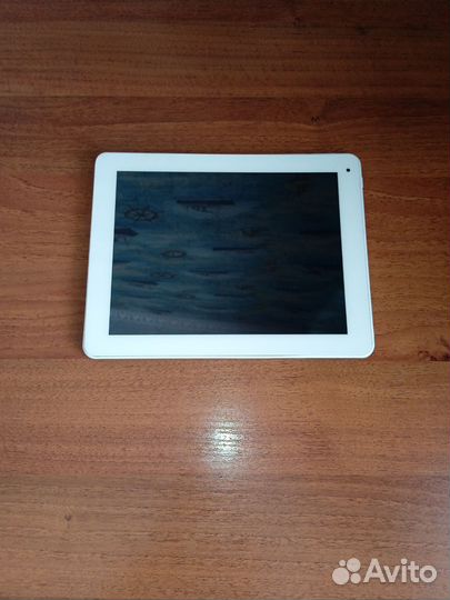 Планшет старого образца iconbit. com