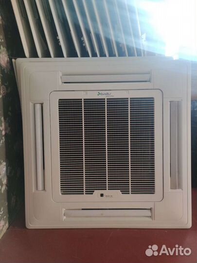 Фанкойлы кассетные потолочные новые