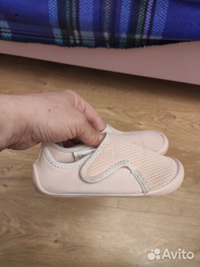 Аквашузы для девочки 26