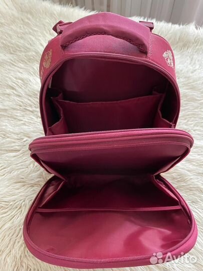 Продаю детский школьный рюкзак