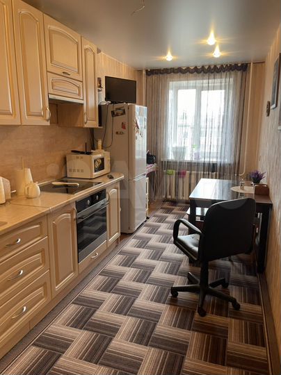 4-к. квартира, 76,2 м², 2/5 эт.