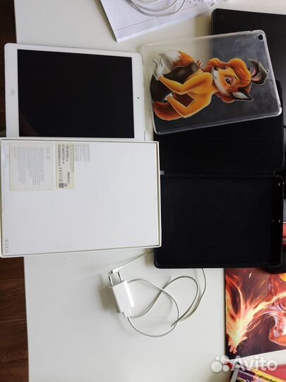 Планшет Apple iPad Air 16Gb Wi-Fi + Cellular Silve