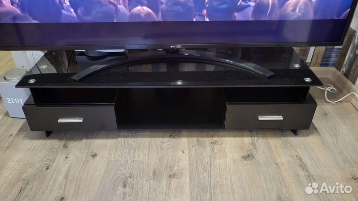 Тумба под телевизор