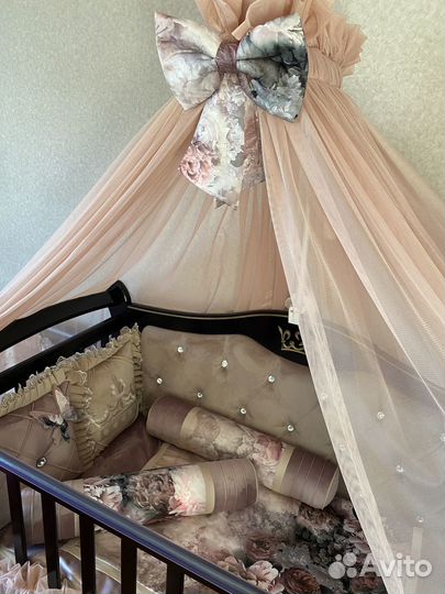 Балдахин, бортики и постельное в детскую кроватку