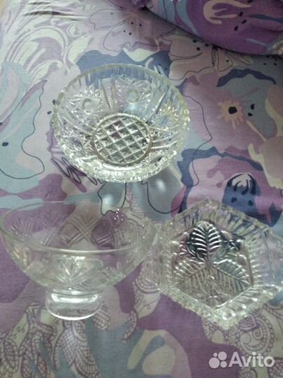 Вазы хрусталь и бокалы