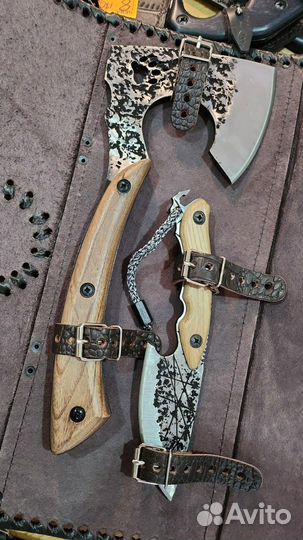 Кованый топор в сумке