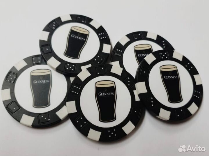 Пластиковые карты, визитки на покерных фишках