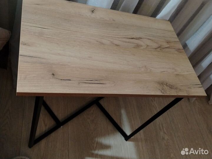 Столик журнальный в стиле лофт