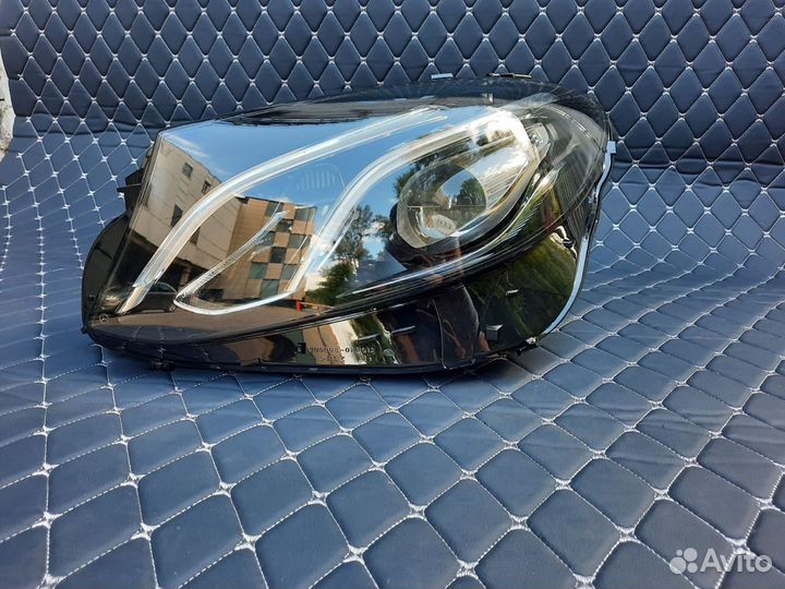 Фара левая Мерседес W213 Дорест