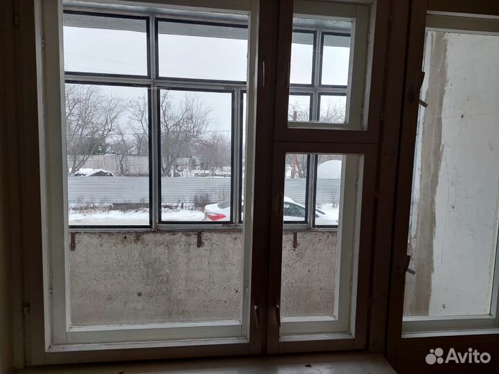 Оконный блок с дверью бу и алюминевое остекление л