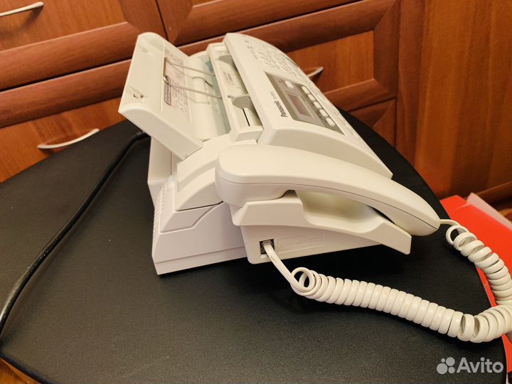 Факс Panasonic KX-FP218